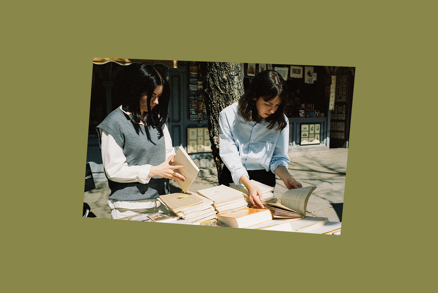 Life With: Sara Arroyo & Silvia Pérez